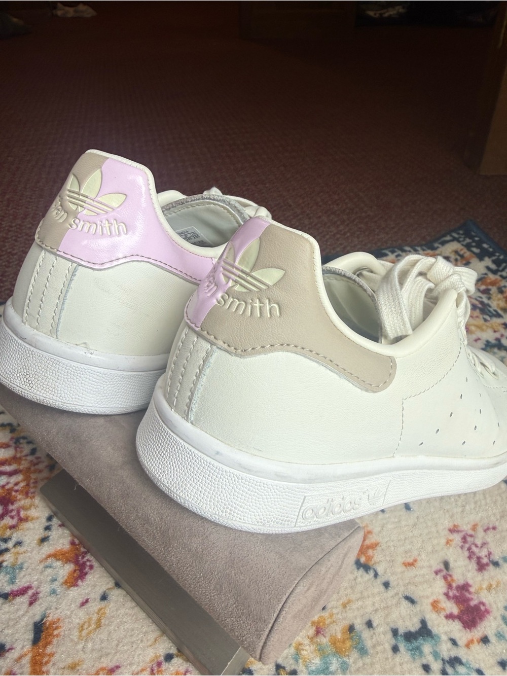 adidas Stan Smith womens Sneakers in Cream with Pink Heel Tabs - Picture 3 of 11